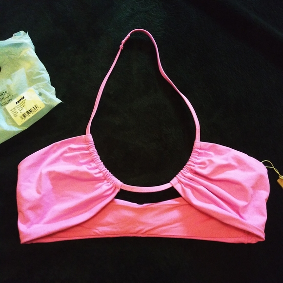 SKIMS halter bikini swimsuit top - Picture 4 of 9